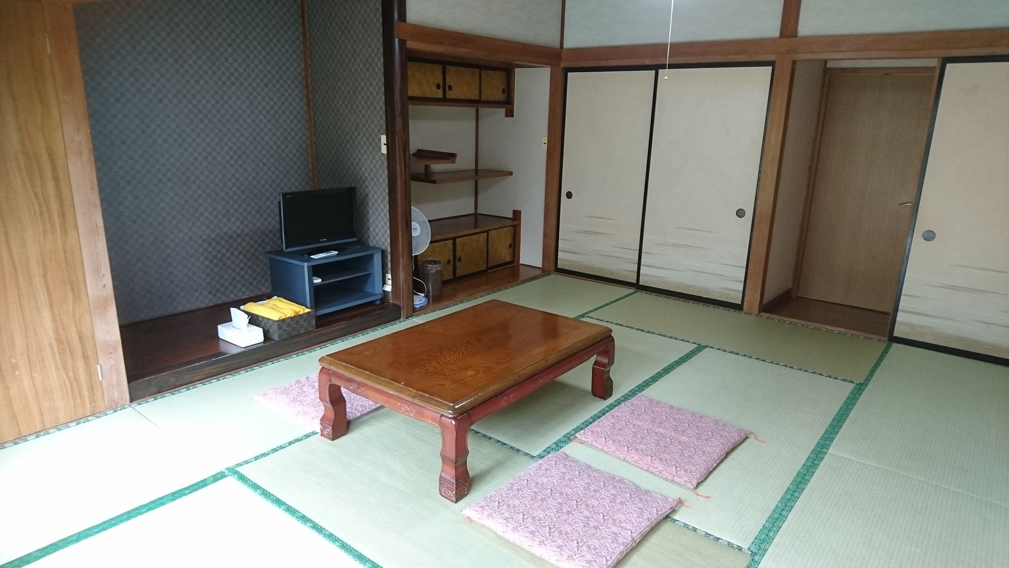 Villa Yamanami ยามานากะโกะ ภายนอก รูปภาพ
